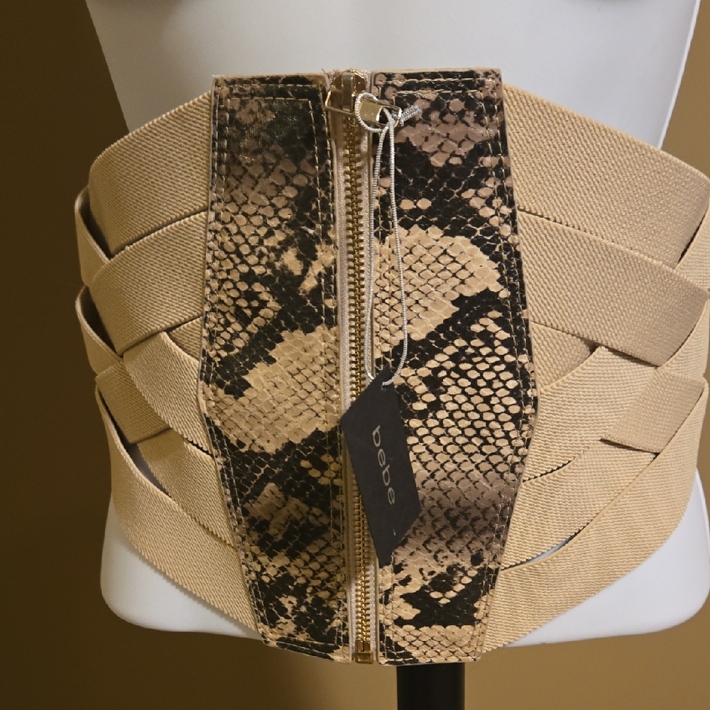 Bebe Black and Beige Snake Print Belt NWT (Zipper And SNAPS)